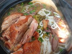 -花溪巷牛肉粉(泉城路店)