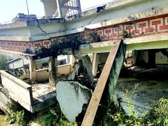 -四川汶川特大地震漩口中学遗址