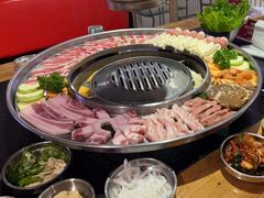 -哈哈碳都·牛肋条无限自助烤肉(宝龙店)