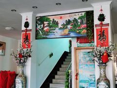 -华龙特色大骨鸡农家菜馆