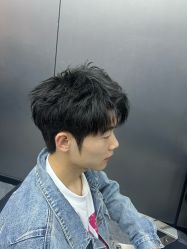 -米可造型烫发染发