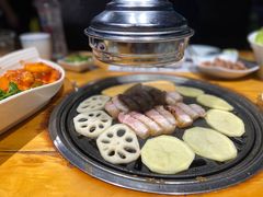 -唯成•韩国炭火烤肉 유성고기