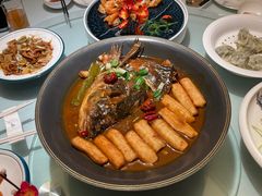 鱼头泡油条-八珍饺子·烤鸭·家常菜