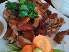 -Neary Khmer Restaurant