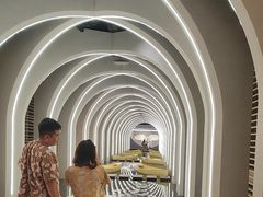 -涨巢·潮玩水疗局