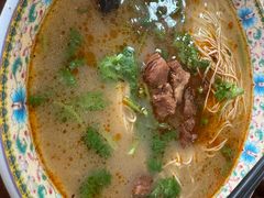 -金杨拉面王小吃面馆·牛三宝面·红烧牛肉粉