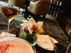 -LONG BAR 廊吧(外滩华尔道夫酒店)