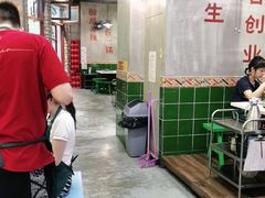 大堂-憨铁匠老火锅(龙岗万科里店)