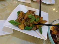 地三鲜-鹤乡东北菜(崮山路店)