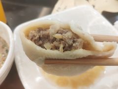 布里亚特羊肉包子-情忆草原涮肉馆
