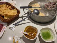 -浪里寻·臻牛养生牛肉火锅(方圆荟店)
