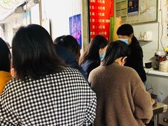 等位区-蓉城西二道无名冒菜(西二道街店)
