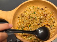 -肥肥虾庄·金牌油焖大虾(杨园滨江时代walk店)