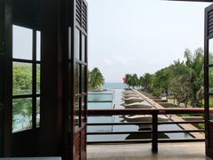 -亚龙湾喜来登·美景台大堂吧