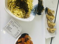 -门庭若市豆浆油条(恒生广场店)