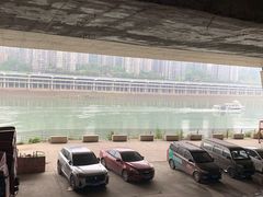-渔人湾码头海鲜市场负二楼