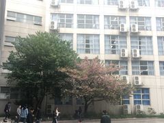 -上海第二工业大学(金海路校区)