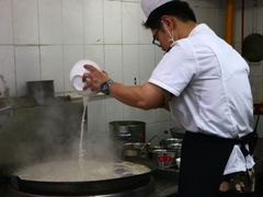 制作葫芦头过程-春发生饭店·非遗(南院门店)