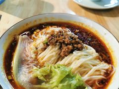 -全牛匠·乐山跷脚牛肉(新中关店)