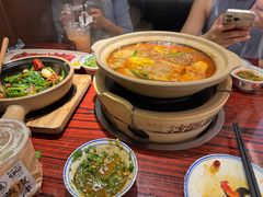 -沙胆彪炭炉牛杂煲(上海日月光广场店)