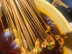 -拈签一笑黄牛肉辣卤串串