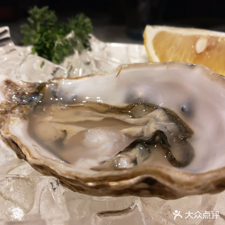 约会的好地方，有情调又有level。