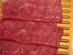 -牛YO寿喜烧·铁板烧和牛火锅自助(市府恒隆店)