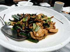 -蔼若春.传承三十年云南菜(金碧公园店)