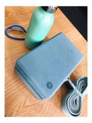 -LU YOGA（露瑜伽）专业瑜伽馆