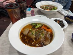私房红烧牛肉面-康师傅私房牛肉面(北京南站店)