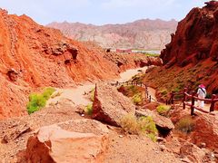 -天山神秘大峡谷