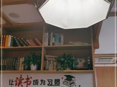 -兔行天下-鸿鹤鲜锅兔(中海国际店)