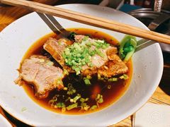 香辣牛腩面-食之六七·面(朝阳大悦城店)