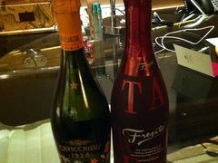 气泡酒-苏州金鸡湖中茵皇冠假日酒店