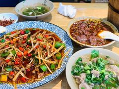 -谢老五跷脚牛肉·非遗传承店