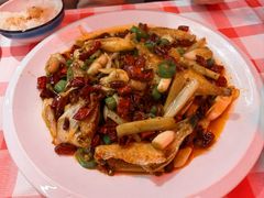 -洪霞餐馆·川菜·鲜货现炒(两江春城店)