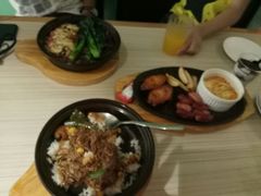 -卢家妈妈·西餐厨房(卜蜂中心店)