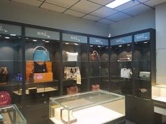 -用真奢侈品名表名包回收中心(朝阳万达店)
