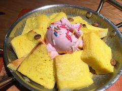 火爆面包-吕氏疙瘩汤·新鲁菜(济南万象城店)