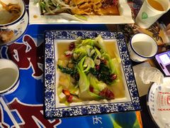 -壹阁胡羊焖饼(特色小吃街店)