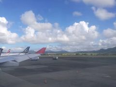 -西沃古尔·拉姆古兰爵士国际机场