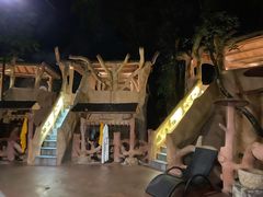 -天门沟九州驿站树上汤泉