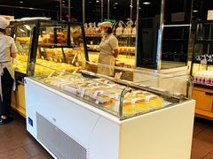 面包甜点陈列柜-御蝶坊生日蛋糕KNAC(新村店)
