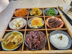 -轻蔬不用等·素食(江苏路店)