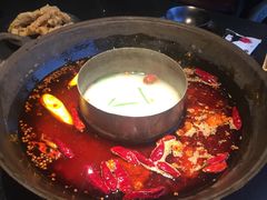 -渝涯重庆豆花老火锅(中赢国际店)