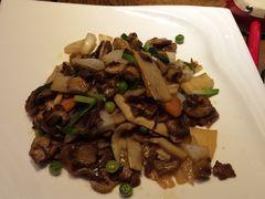 -雀舞云南菜(乐客城店)