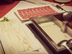 -皇城老妈·大连海鲜火锅(港湾店)
