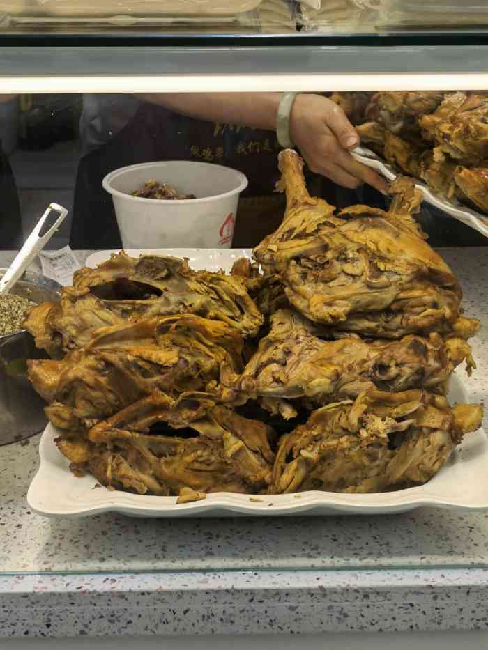 奉天玖福记熏拌鸡架61沈阳名吃(毅腾商都店)-"[薄荷]环境: 在毅腾