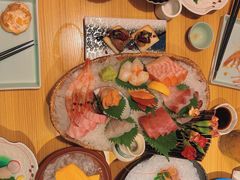 -花和海鲜自助(梅江店)