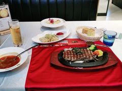 -海维克牛排馆HIGHWIC(右岸环宇坊店)